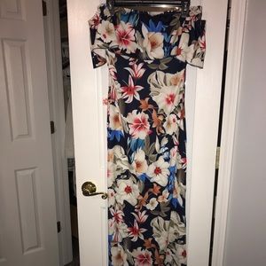 Maxi dress